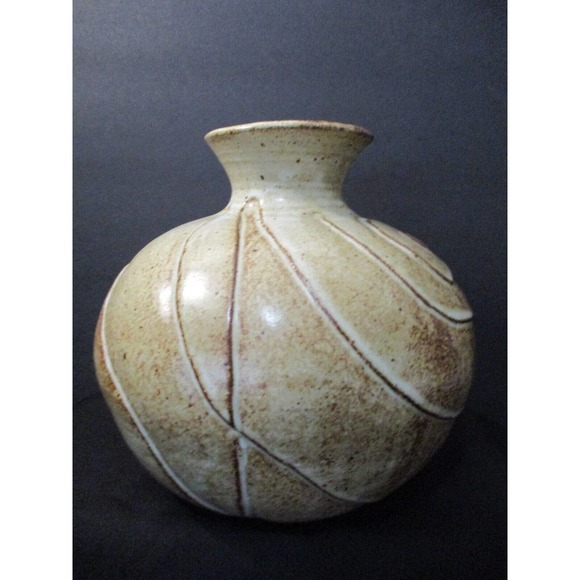 Signed Loy Liu 2006 Glazed Stoneware Studio Pottery Raised Layers Well Crafted - Picture 10 of 11